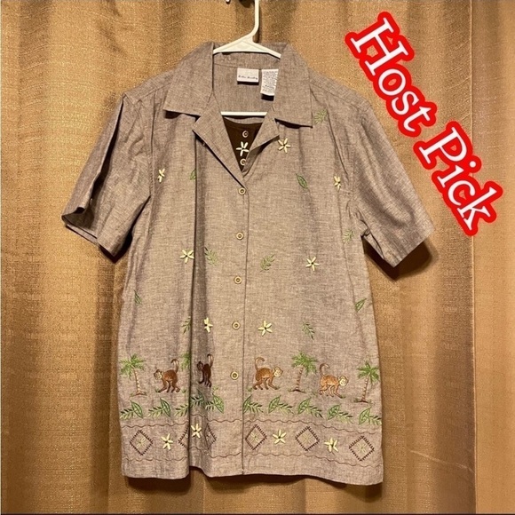 ✅HOST Pick✅ Bobbie Brooks Button Down Top, Medium - Picture 1 of 10